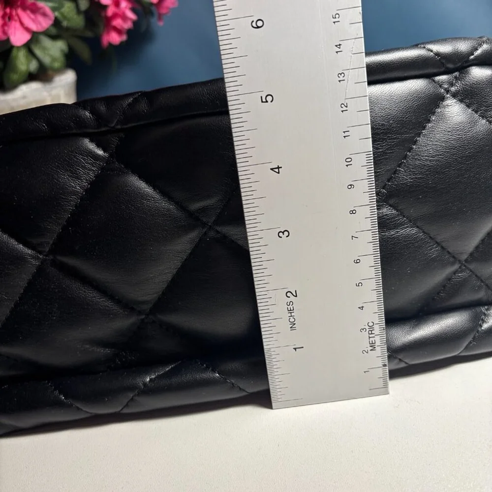 Steve Madden puffy black quilted hobo bag purse, NWOT